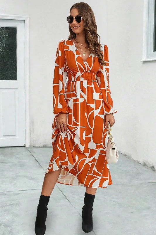 Maxi dress with cut-outs-WOMEN ELASTIC WAIST V NECK PATTERNED LONG DRESS