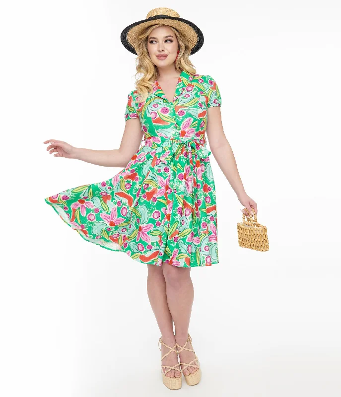 Off-shoulder mini dress-1950s Green & Pink Berry Bloom Print Monroe Fit & Flare Dress