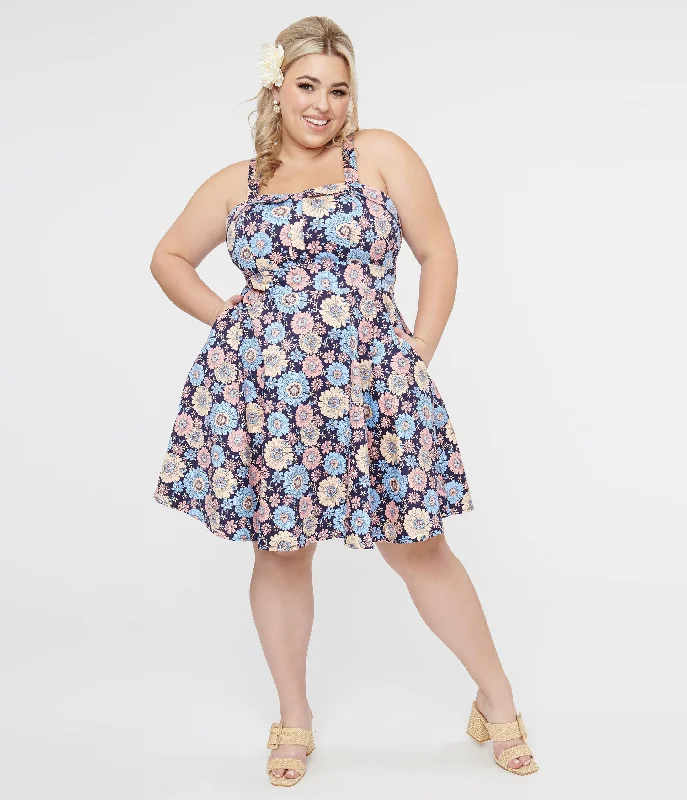 Gypsy mini dress-Plus Size 1950s Navy & Multicolor Daisy Print Cotton Flare Dress